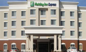 Holiday Inn Express Cortland - Housity