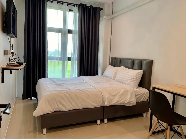 ห้องสแตนดาร์ด เตียงใหญ่ 1 เตียง