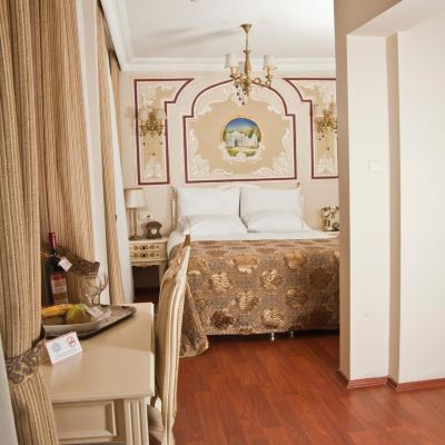 標準四人房 阿斯瑪裏酒店優惠