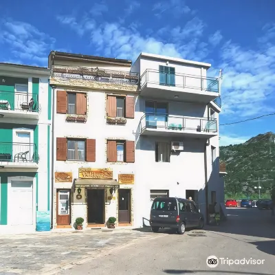 Hotel Pelikan โรงแรมใน