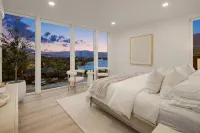 Lake Chelan Luxury Villa w/ Views•Private Beach•Marina•Pool•Spa•Sauna-Sleeps 24 Hotele w: 