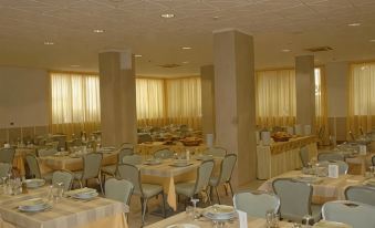 Hotel Mizar - Housity
