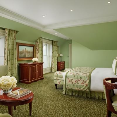 Executive Junior Suite with Balcony The Lanesborough Promo Code