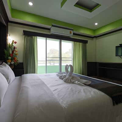 Superior Room, 1 King Bed