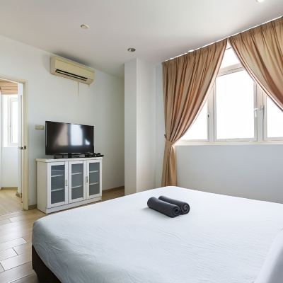 Superior Apartment, 1 Bedroom, Pool Access, Partial Ocean View Kupon 118 Residences by Living Comfort