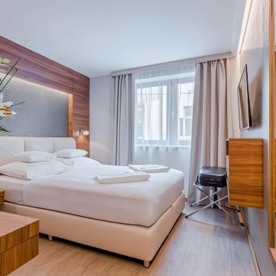 Standard Double Room (Queen) Boutique Hotel Budapest Promo Code