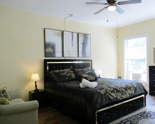 Spacious Downtown Frederick, 3 BR, Full Kitchen Off Street Parking Hotéis em Frederick