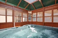Boulder Twin Lakes Inn