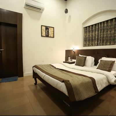 Deluxe Room With Air Conditioner The Byke Heritage Pure Veg Promo Code