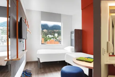 Ibis Budget Bogota Marly Hotele w: 