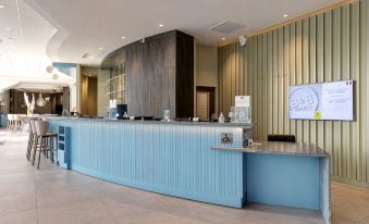 B&B HOTEL Lille Lillenium Eurasanté - Housity