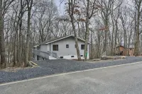 Poconos Chatham Continental - Hot Tub & Fire Pit