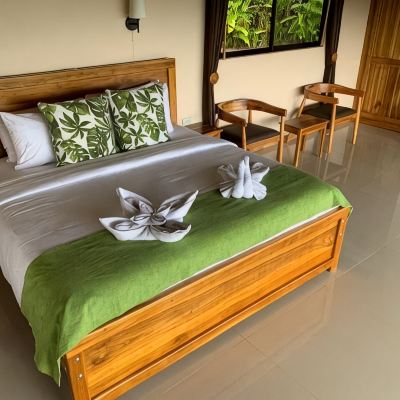 Signature Room Drake Bay Greenleaf Promo Code