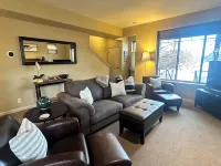 Spacious 3 BDR Pet Friendly, Hottub, Pool Hotels in Hailey