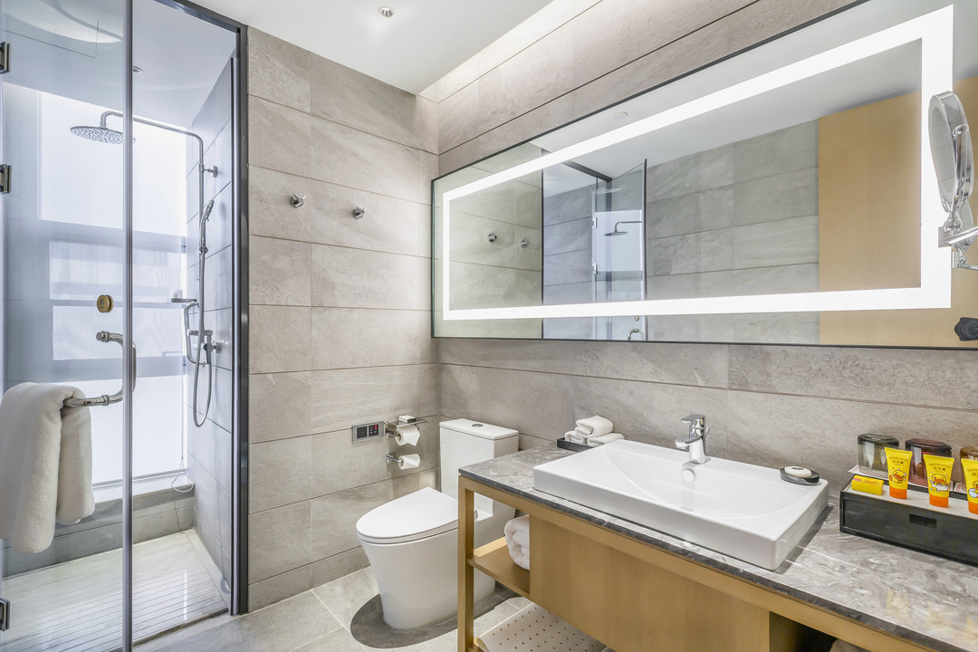 亲子房B（小王子小童洗护+80支贡缎床品+金可儿床垫）