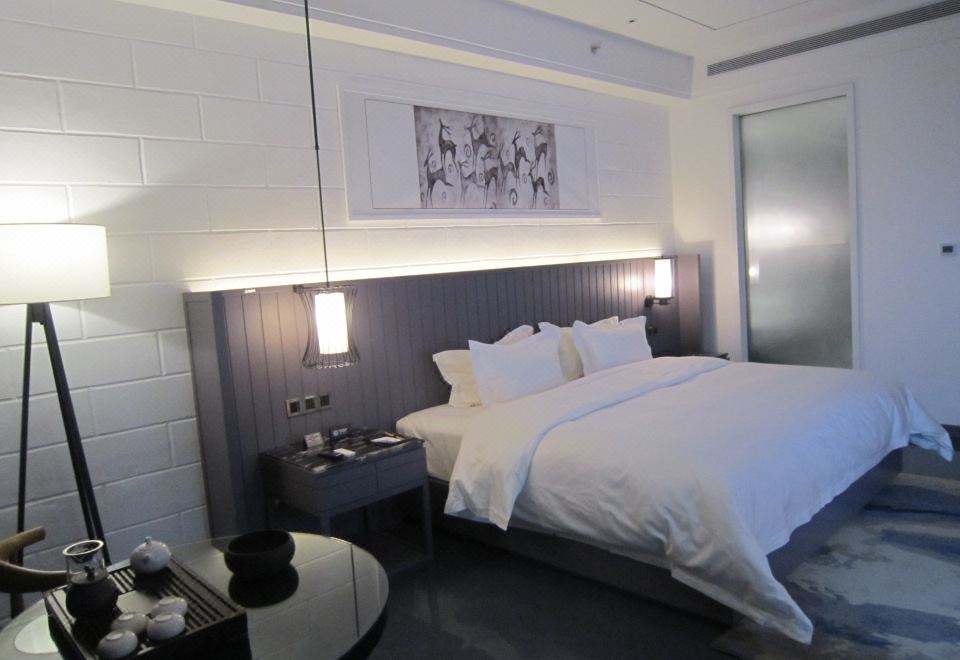 Metropolo Jinjiang Hotels (Alashan Zuoqi)Elegant Twin Room