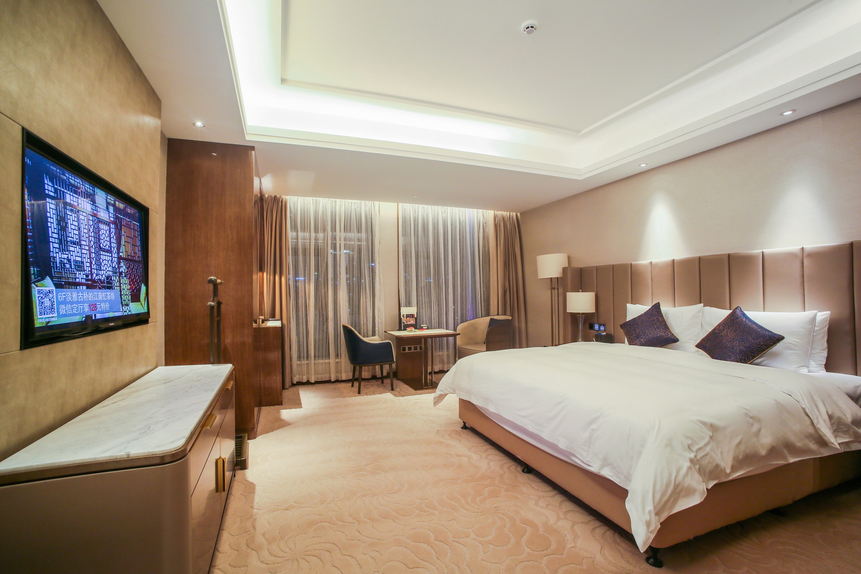 行政大床房（ 江景）