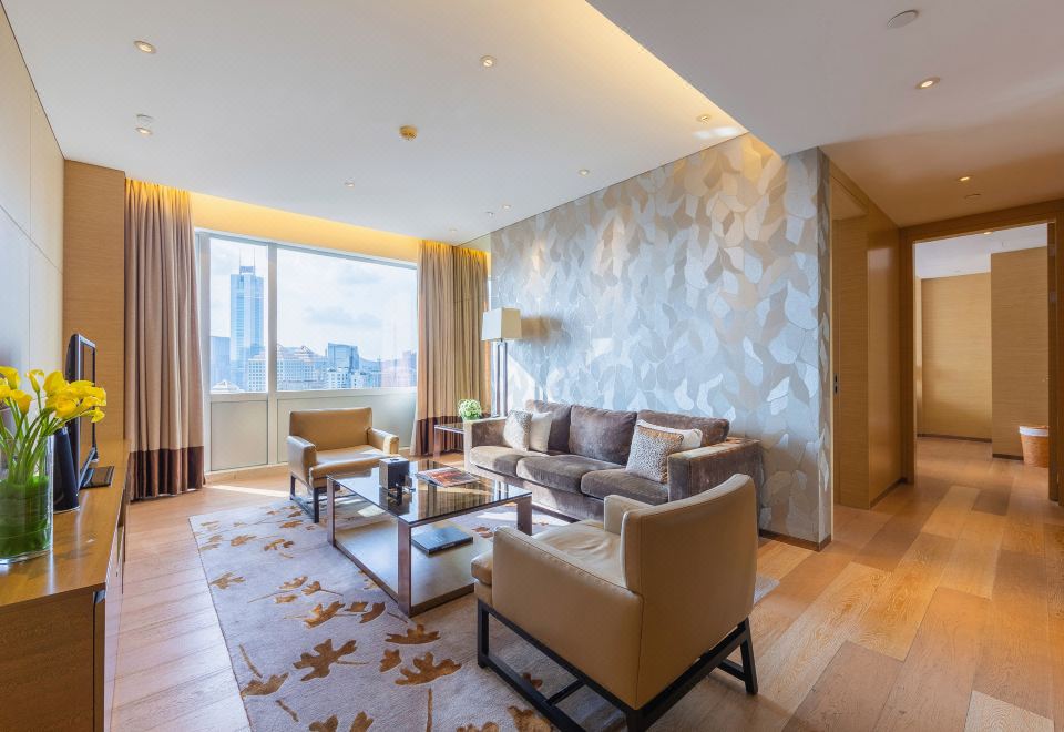 Three-Bedroom Executive Suite