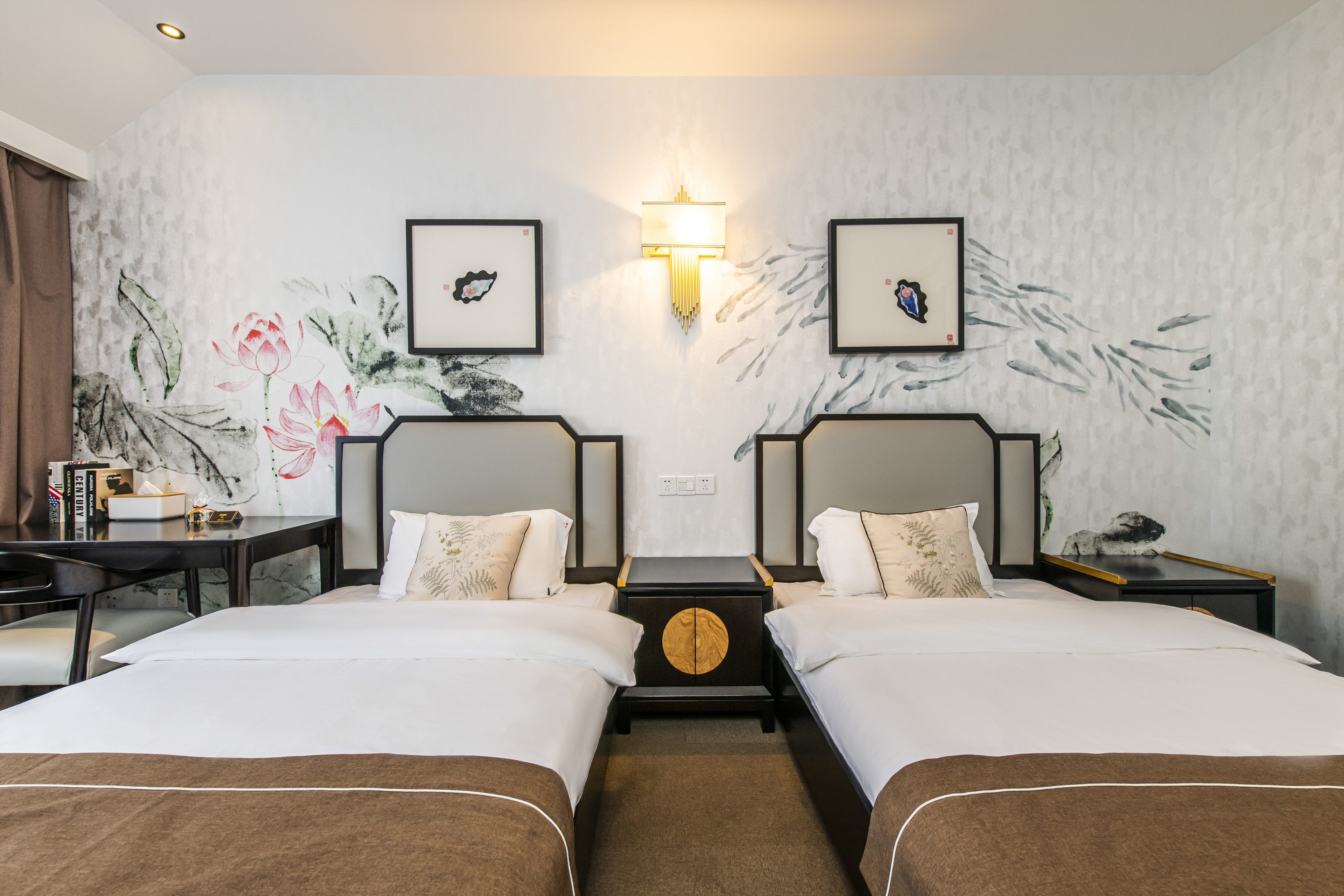 沉香文艺双床房【舒软沙发+办公桌椅+乾湿分离】