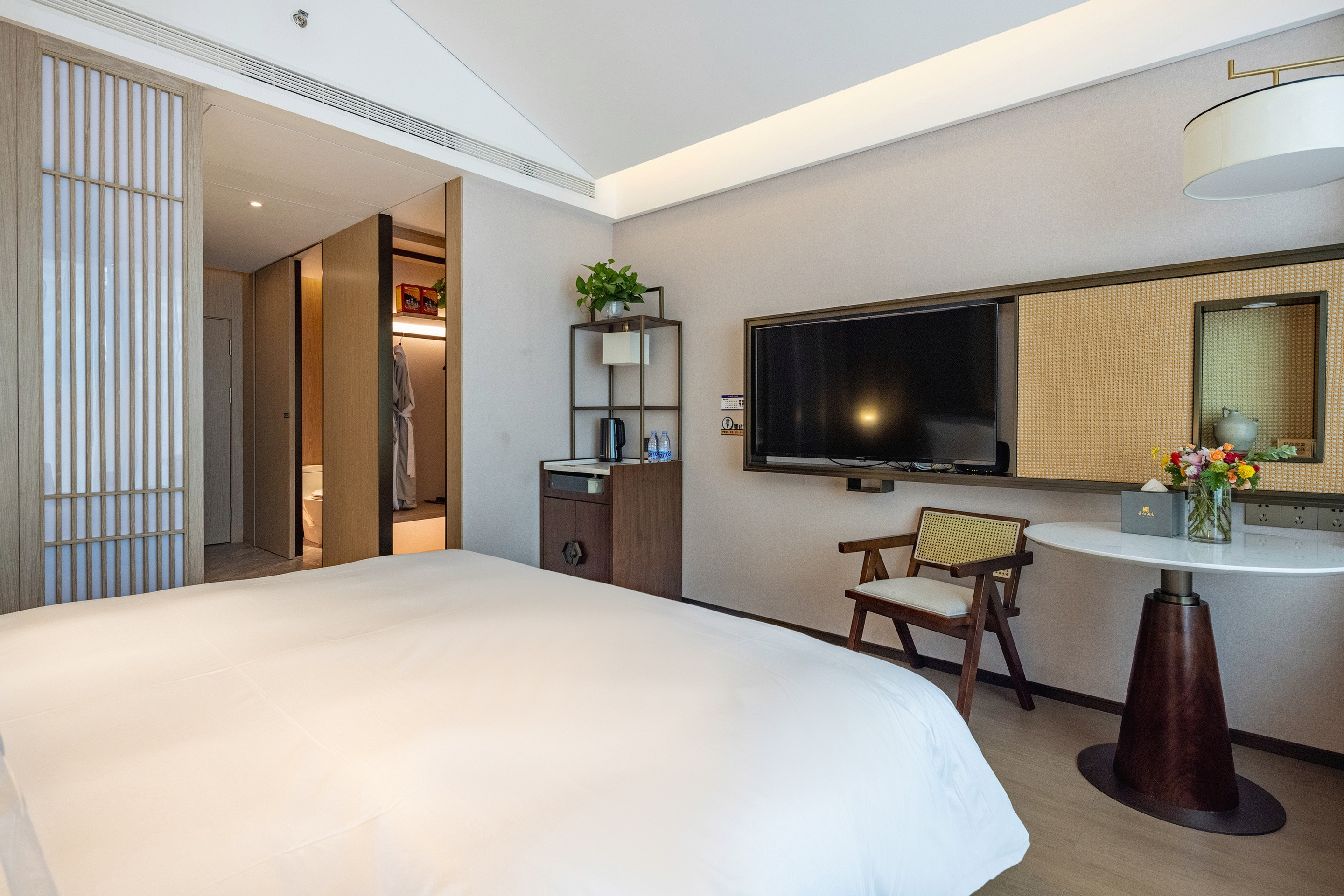 河景漫游丨大床房（至尊河景）