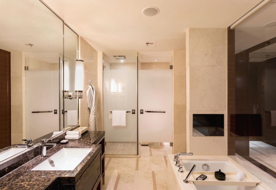 行政大床房【云端静谧·舒享商旅】