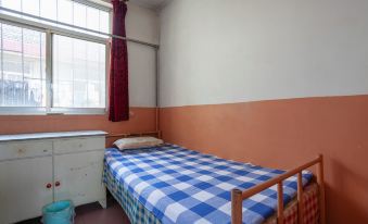 Yantai Dongxing Hostel