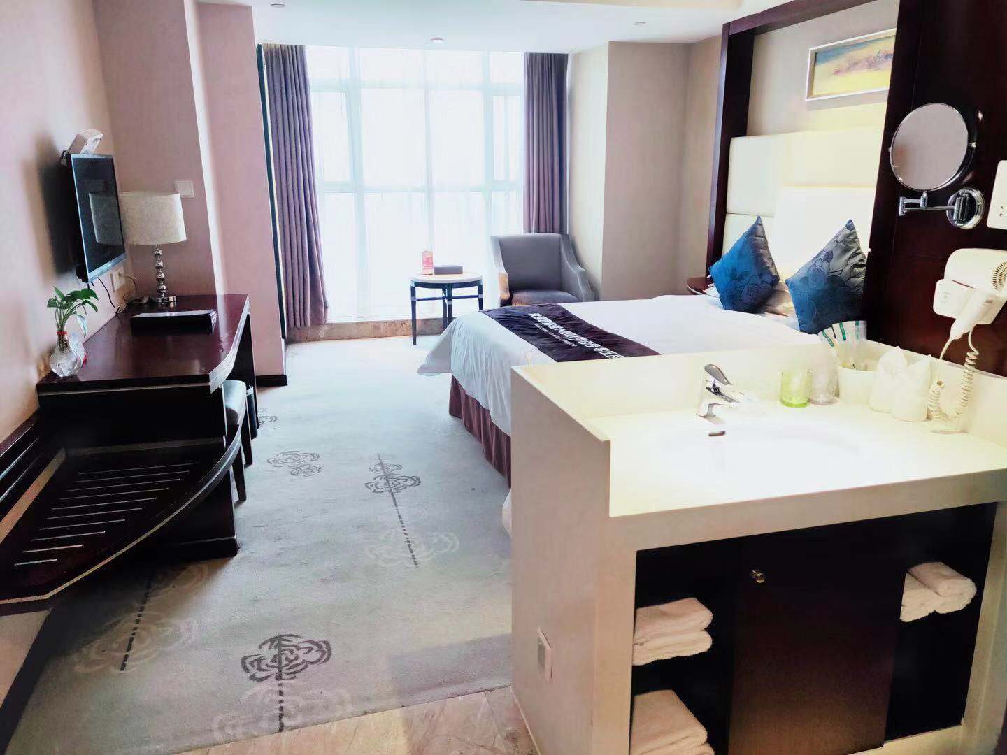 零压高级大床房