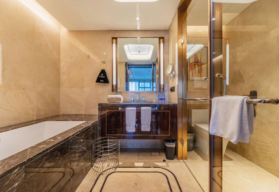 娱乐套房（麻将机+落地窗）