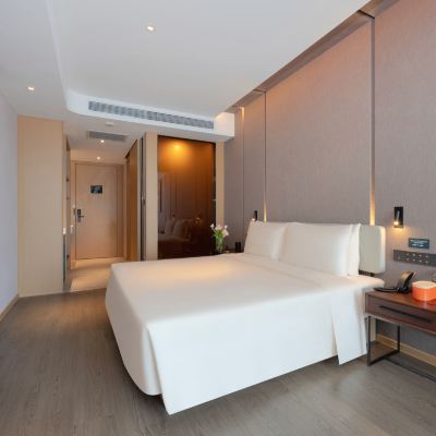 高級大床房（ESPA水療級洗護） 蘭州西關張掖路步行街亞朵飯店優惠