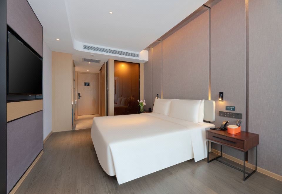 Atour Hotel (Lanzhou Xiguan Zhangye Road Pedestrian Street)Superior Queen Room