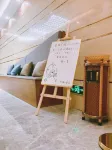 Luyi Qiqi L Hotel