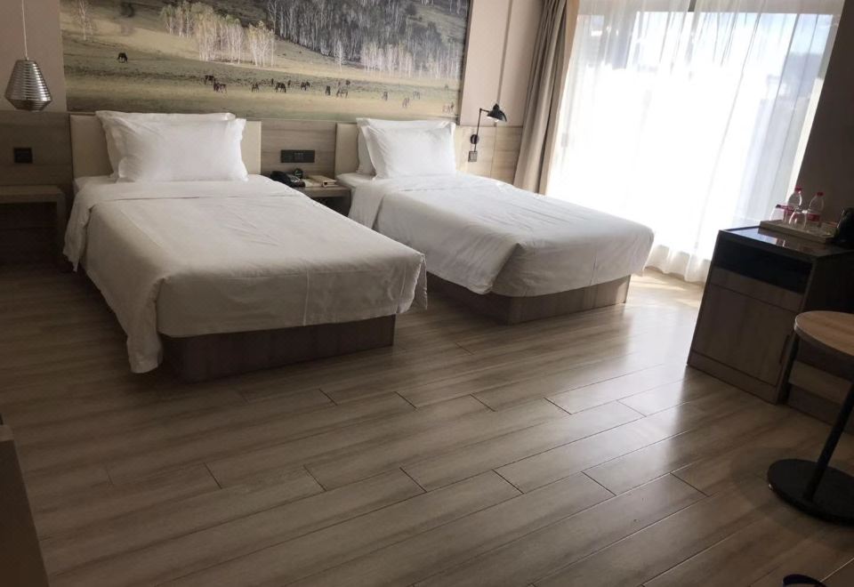 Jimu Double Bed Room