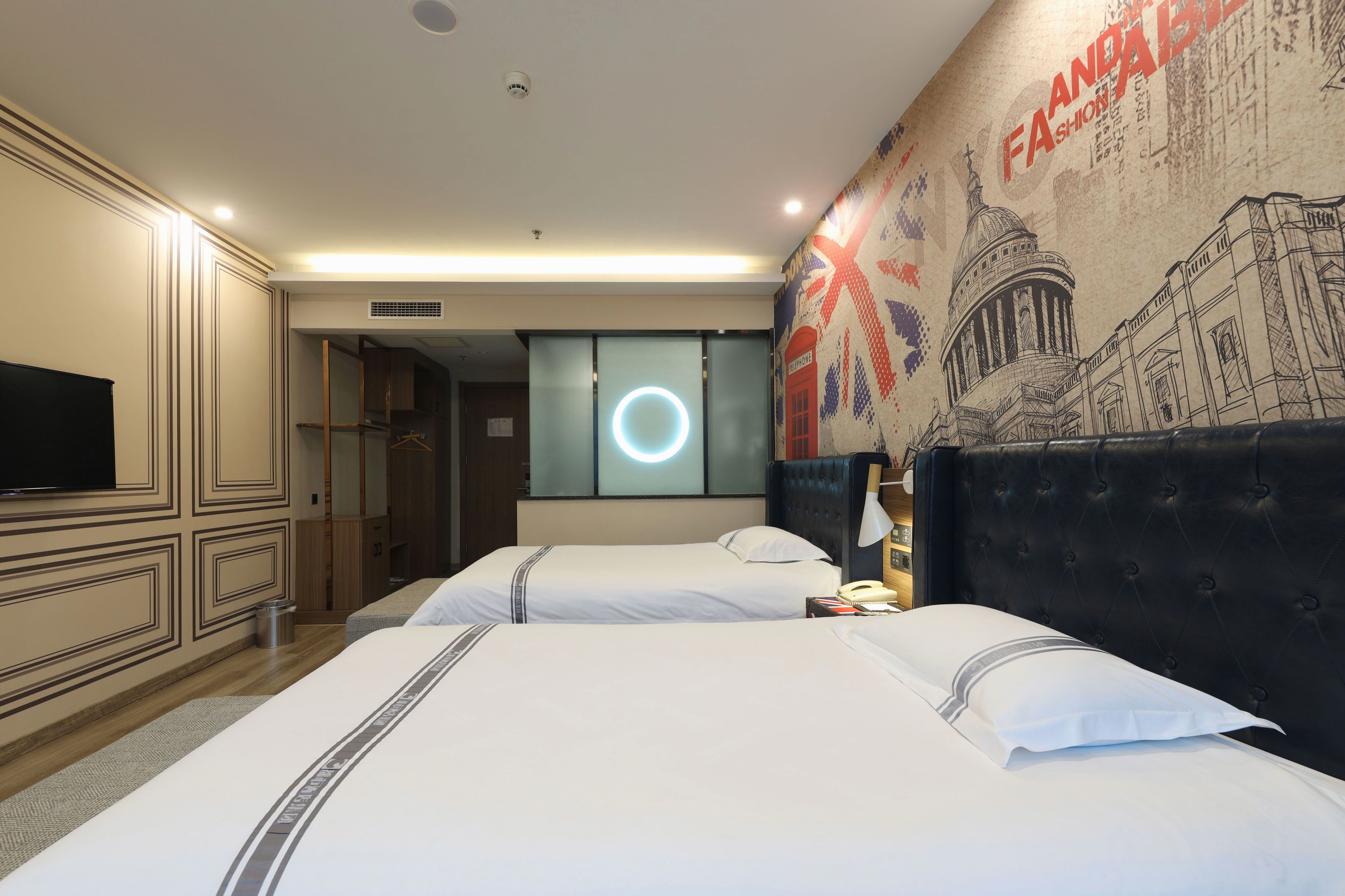 花园尊享双床房