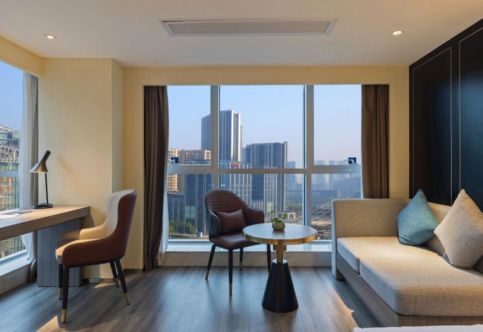 观景行政大床房（65寸可投屏+小冰箱＋加热毛巾杆）