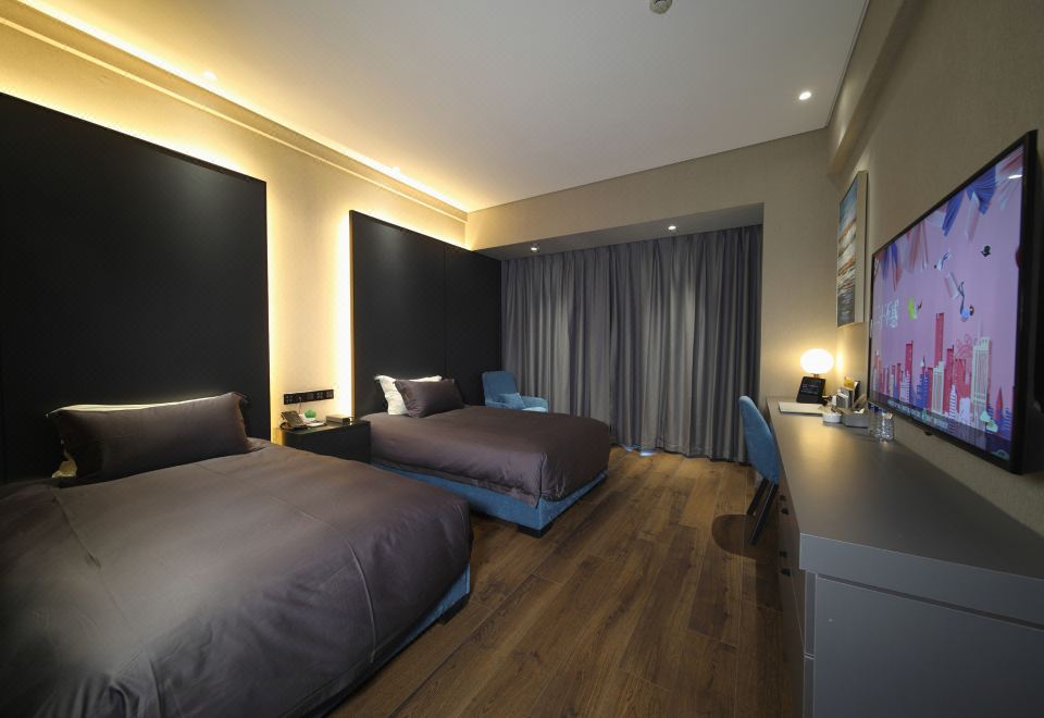 Deluxe Comfortable Sleep Twin Room-Sleep Mattress