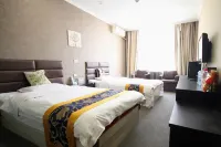 Xingping Yihai Hotel