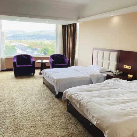 Fumin Pleasant View Hote