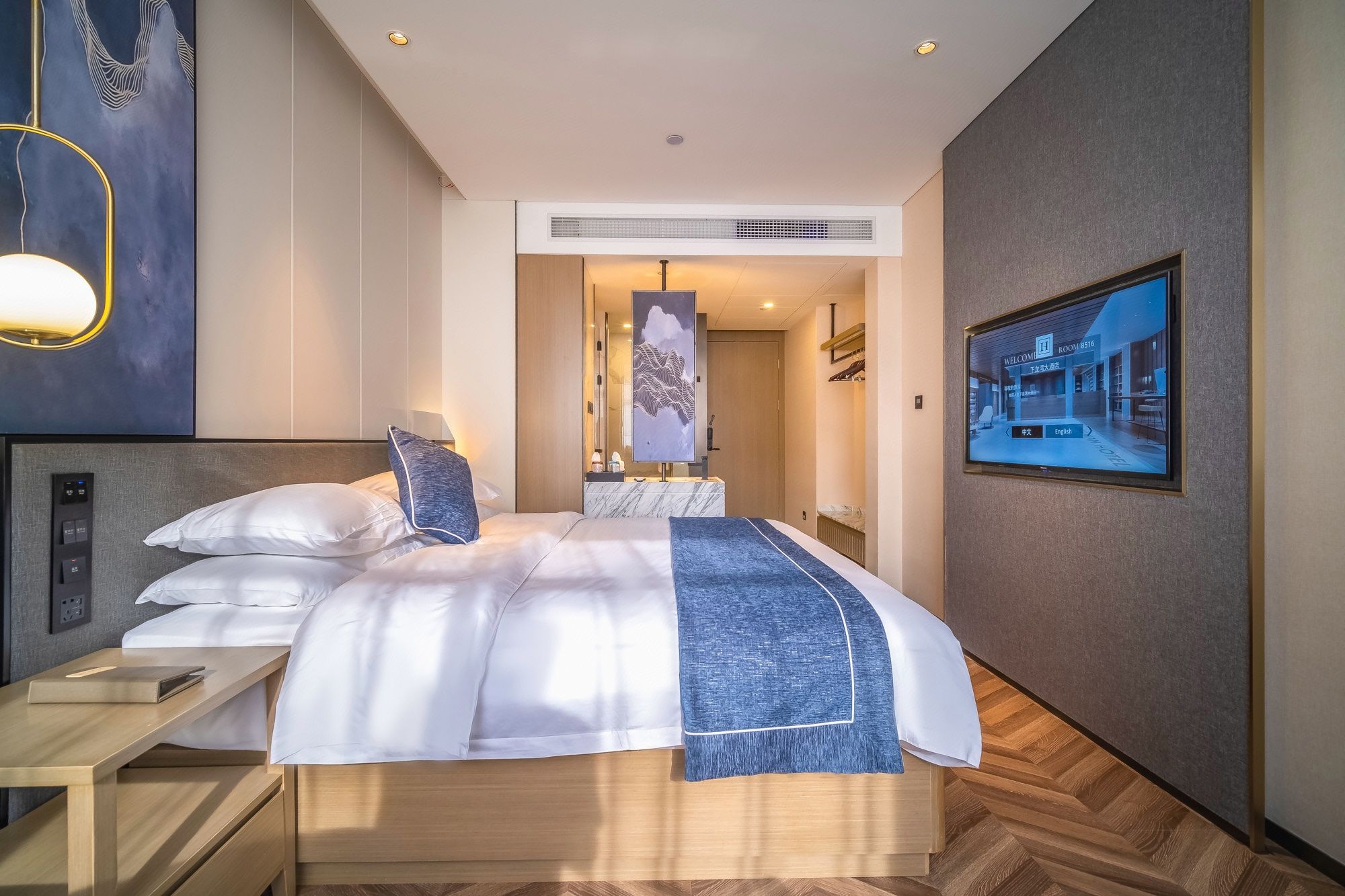 MEHOOD LESTIE Hotel (Pingxiang Bus Station Food Street)丽致城景大床房