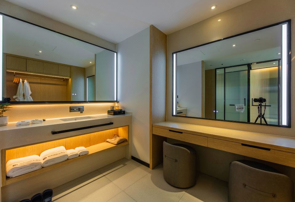 智享·榻榻米双床房（智能客控+迷你冰箱）