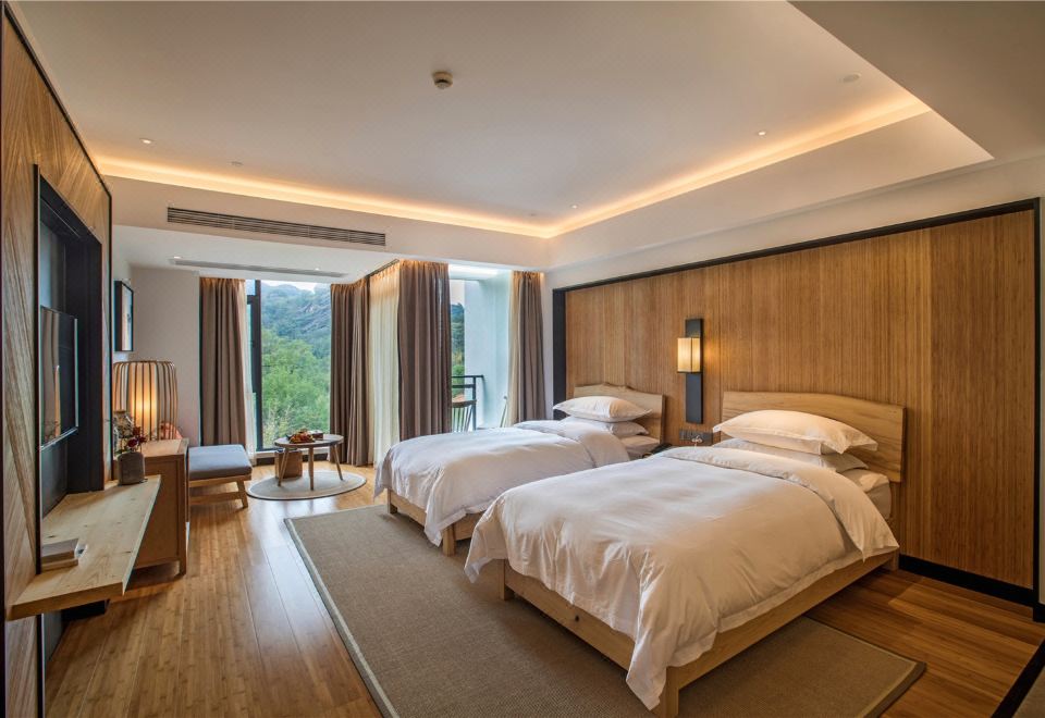 Jiulongwan ResortMountain-view Twin Room (With Balcony)