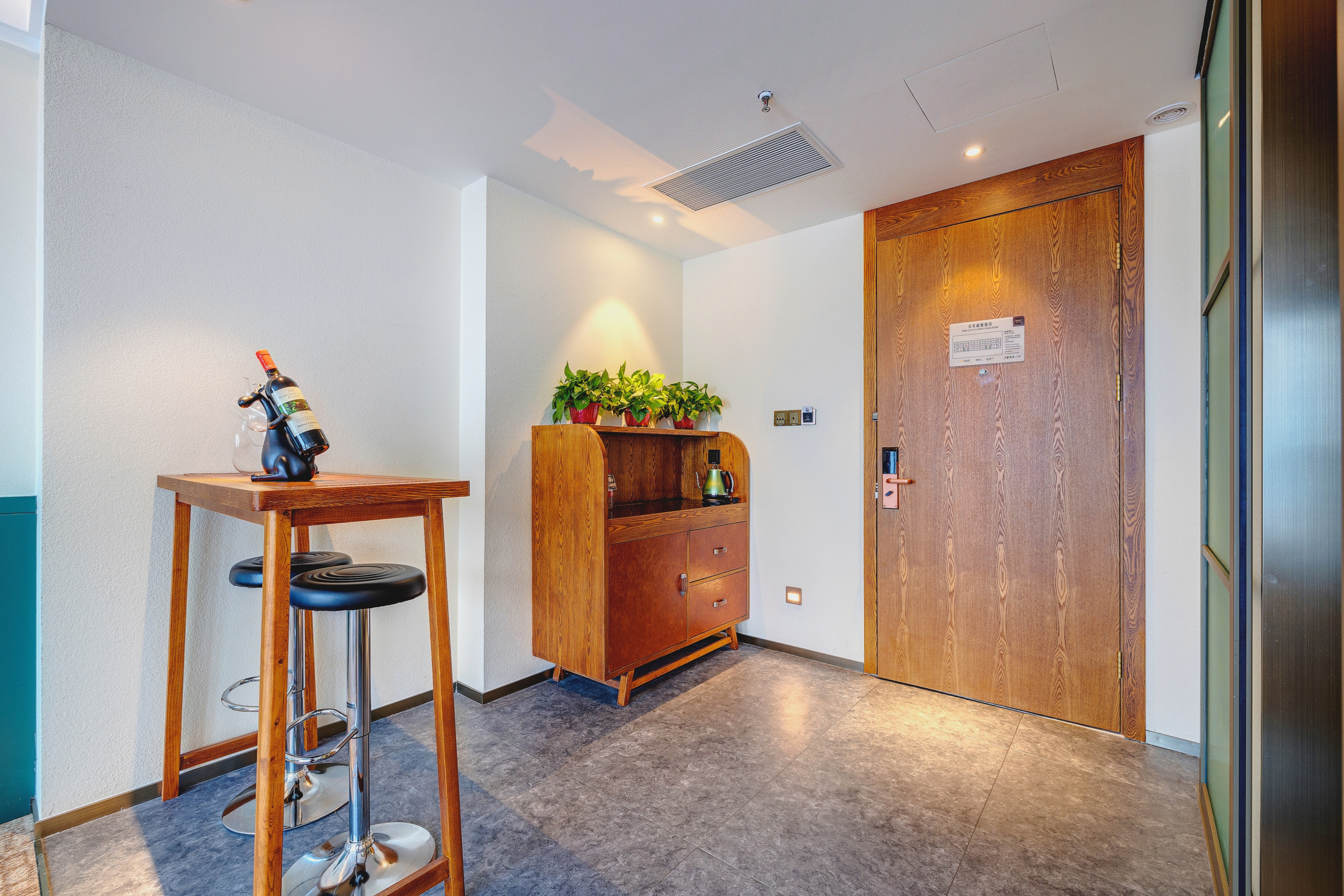 至尊浪漫红酒大床房