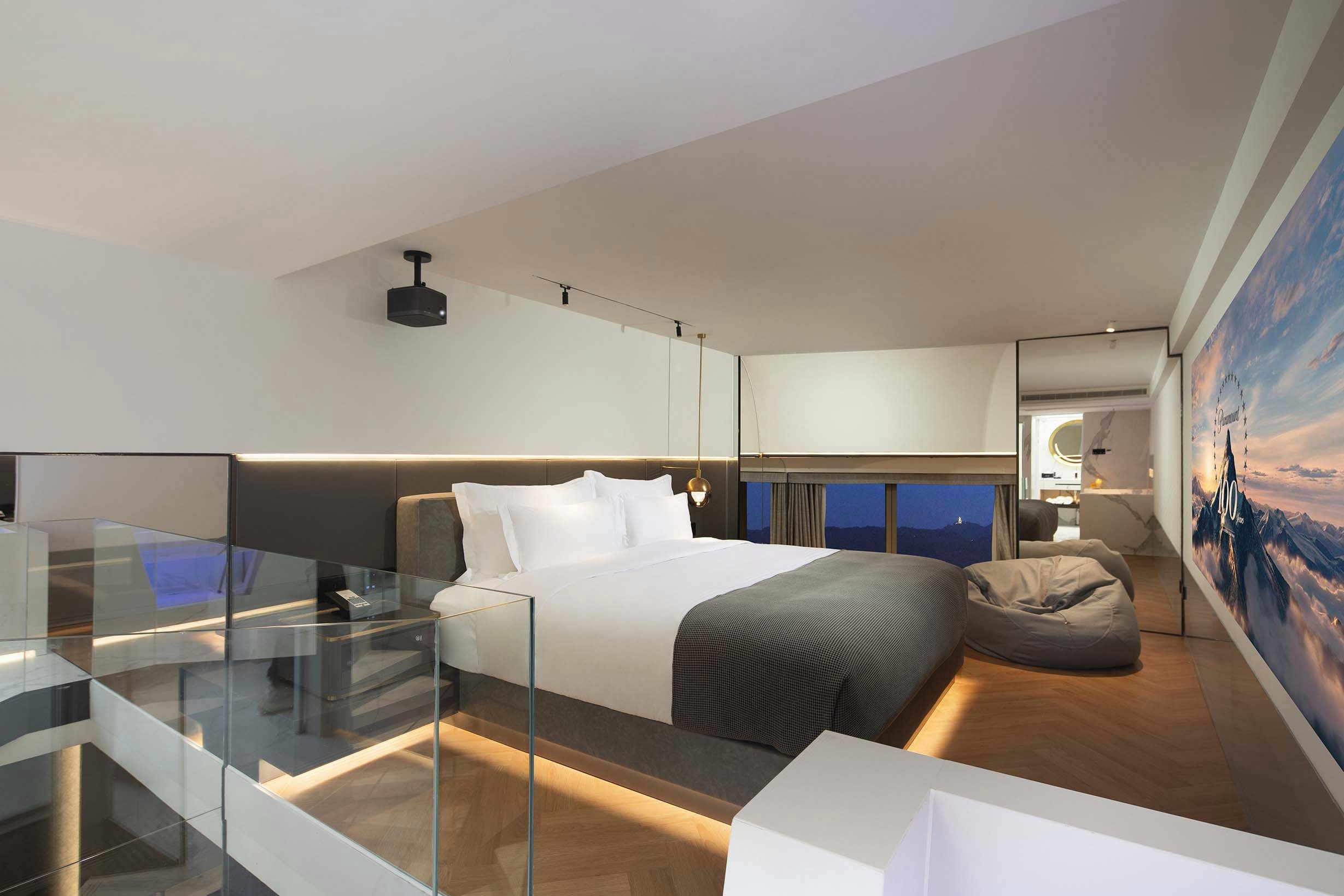 浮岛Loft·180°江景汤池套房A