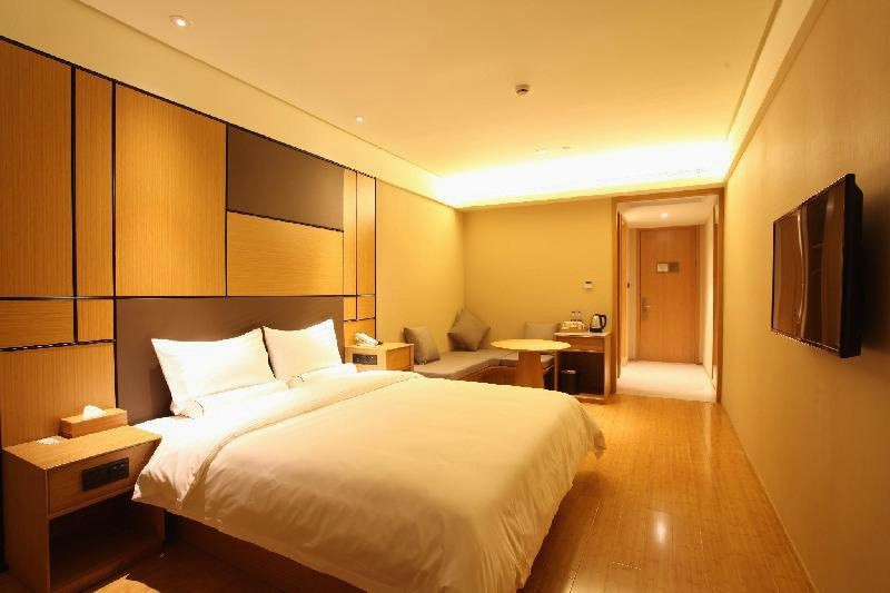 商务大床房（投屏电视）