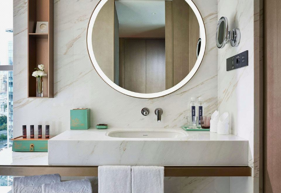 尊贵豪华大床房-开阔视野纵享城市景观