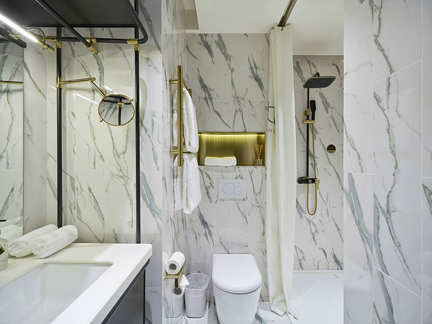 高级家庭房（海尔洗衣机＋德莱维冰箱+手机投屏）