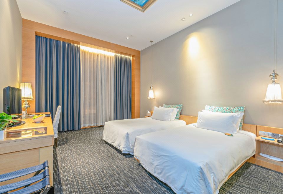 標準雙床房（無窗）