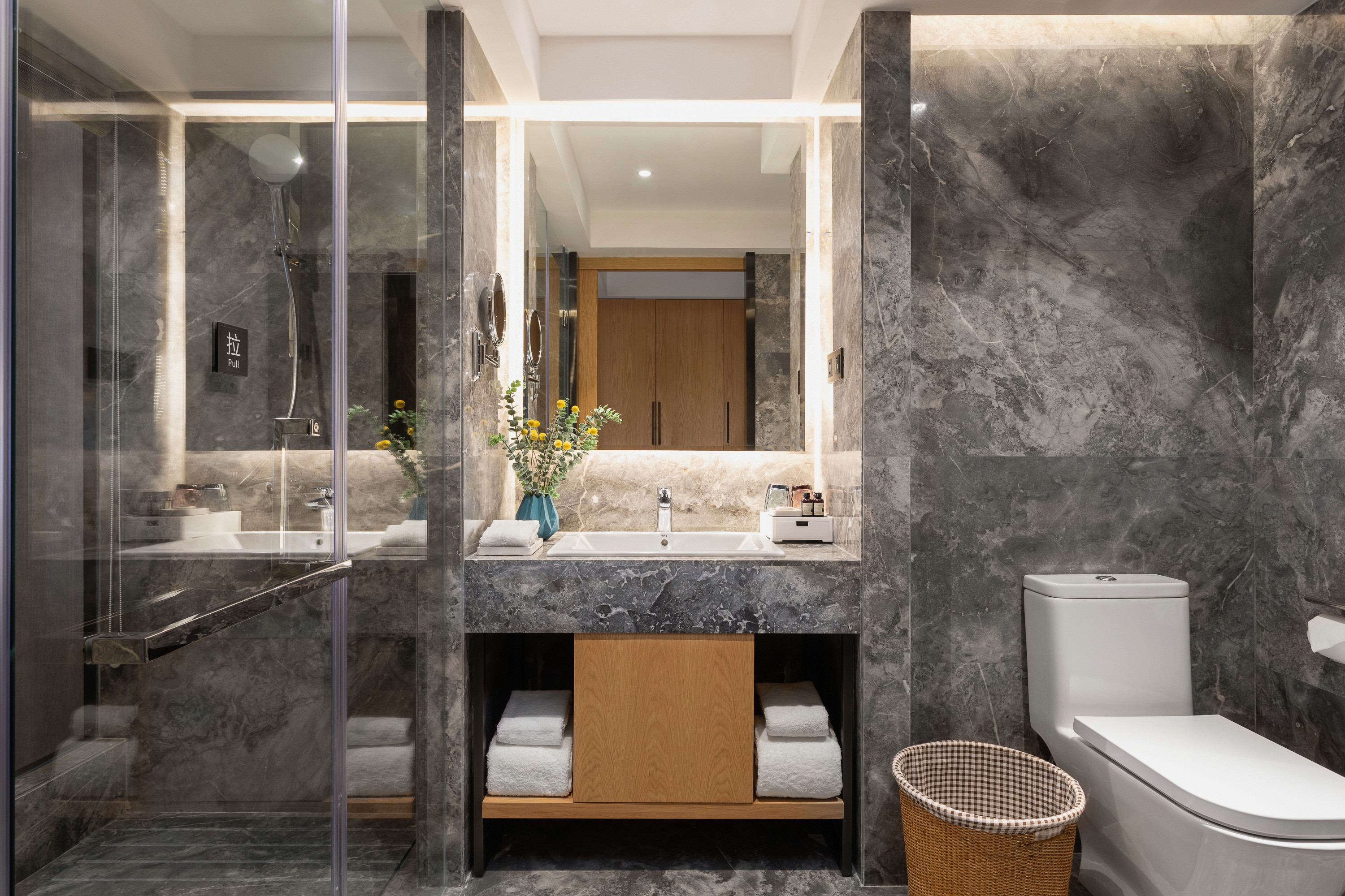 弥香浴缸房|星空夜景+森林氧吧+深泡大浴缸