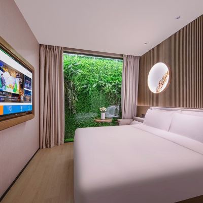 景觀大床房（語音客控+電視投屏+小冰箱） 桔子水晶北京天安門王府井飯店優惠