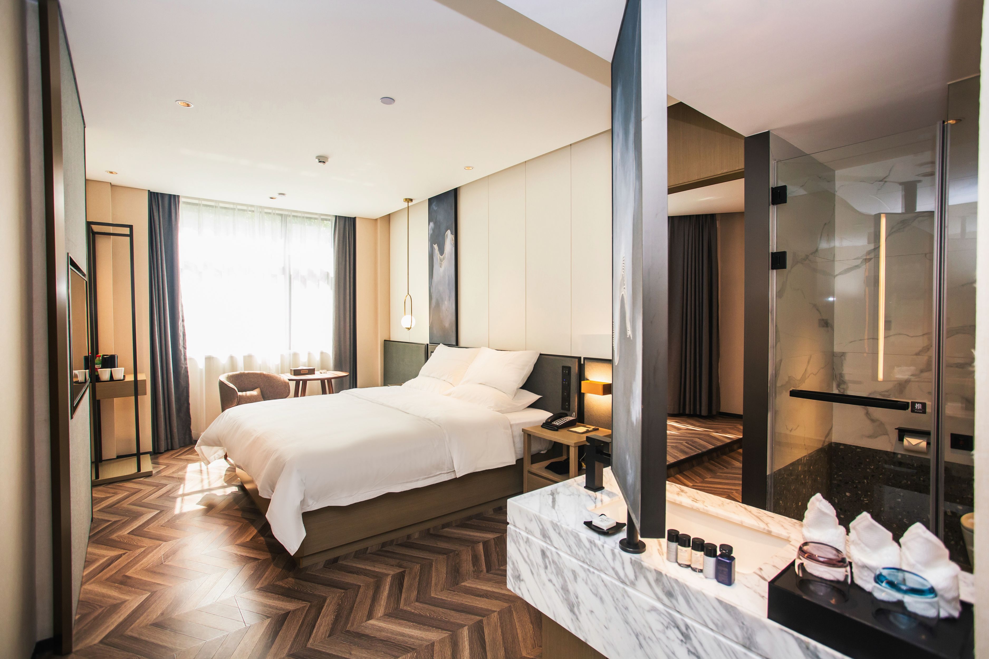 MEHOOD LESTIE Hotel (Pingxiang Bus Station Food Street)静雅城景亲子套房