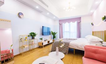 Hearing the Flowers Blooming Apartment (Hefei Olympic Sports Center Vientiane City Branch)